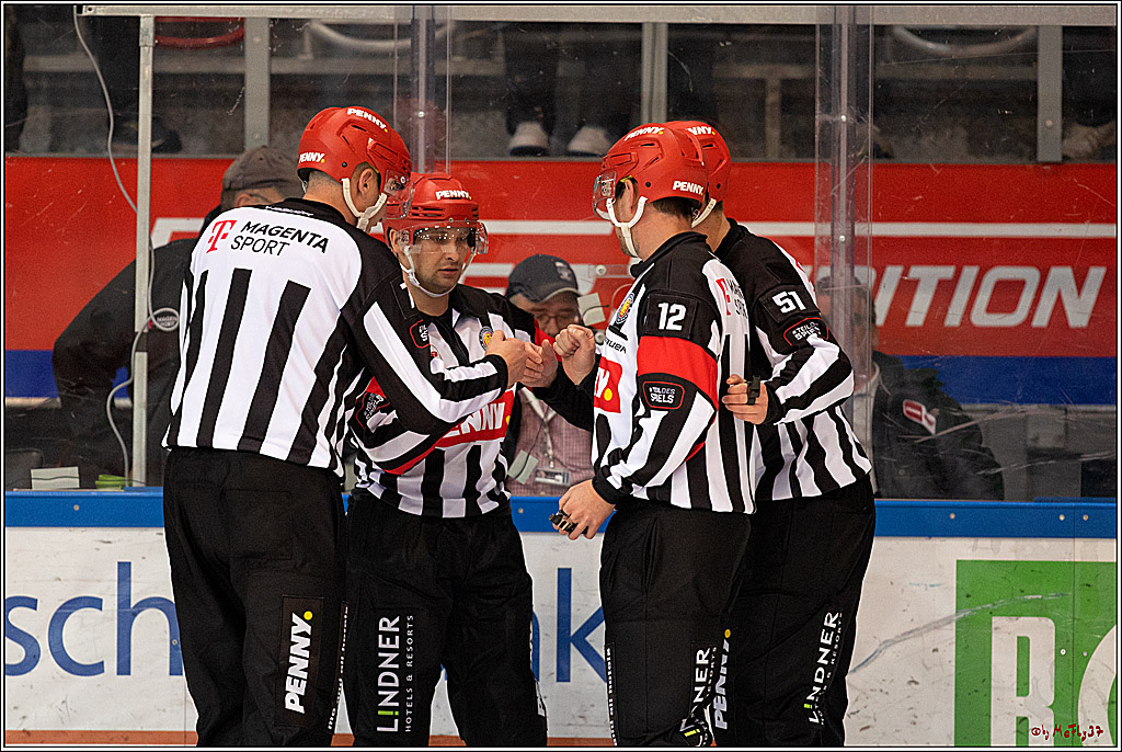PENNY DEL;  Iserlohn Roosters - Kölner Haie; Iserlohn, 06.10.2022